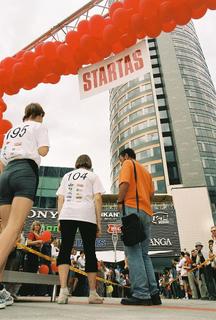 Ištvermingiausieji – bėgte į aukščiausią Baltijos dangoraižį!