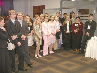 Verslo mokyklos uždarymas