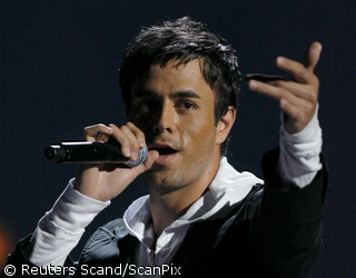 Popžvaigždė Enrikė Iglesijas (Enrique Iglesias)