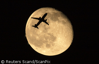 Skrydis per pilnatį